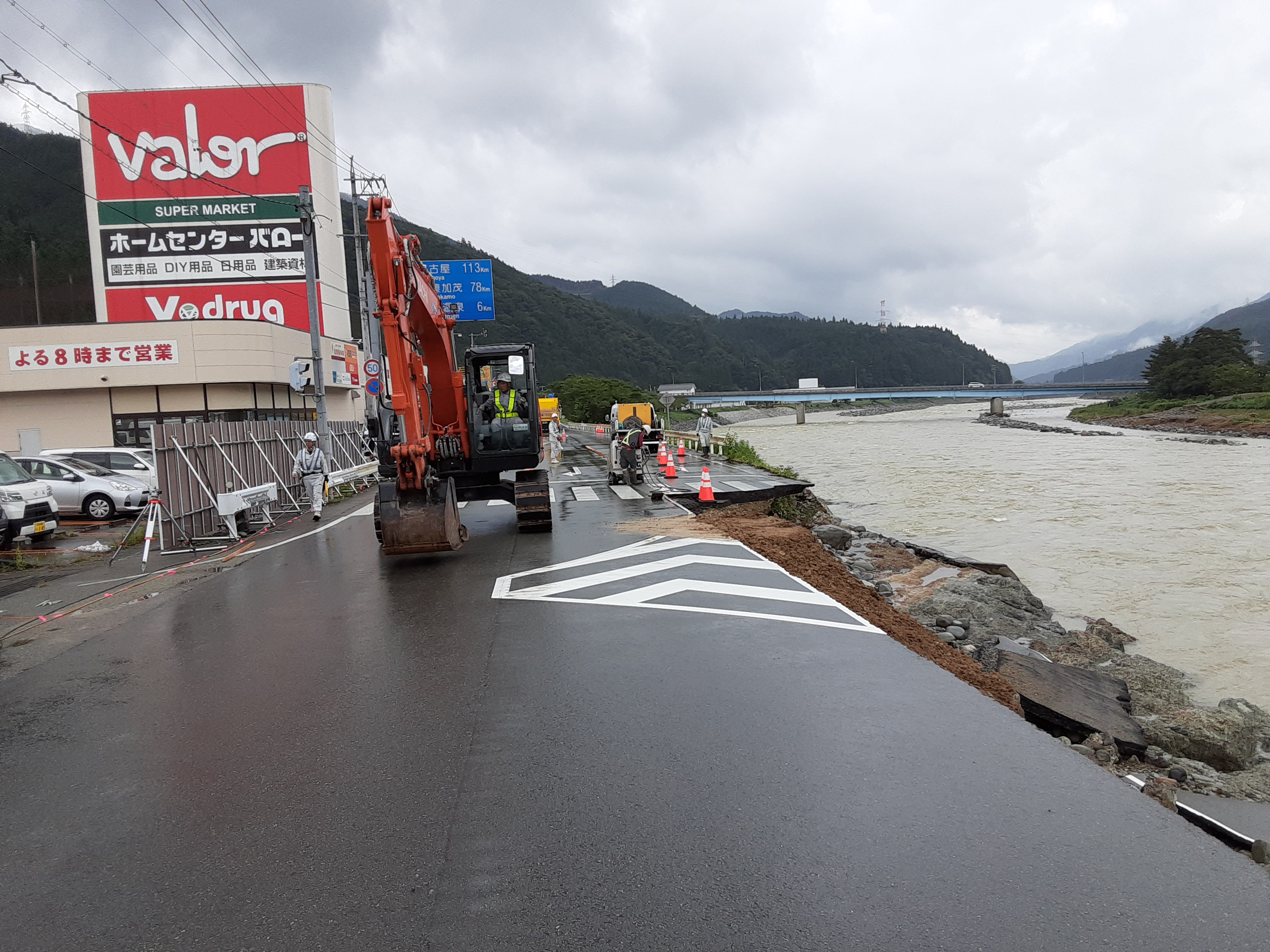 応急復旧道路完成までの経過(8/16 14:00)